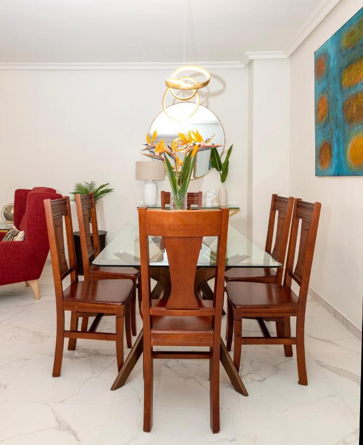 Luxe Puerto Banus Apartamento Marbella